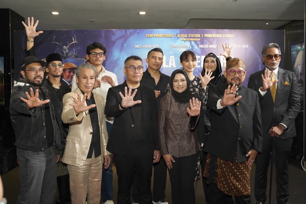 A comédia malaia "5 Bomoh" chega aos cinemas com um elenco de estrelas, uma mensagem contra as superstições (vídeo)