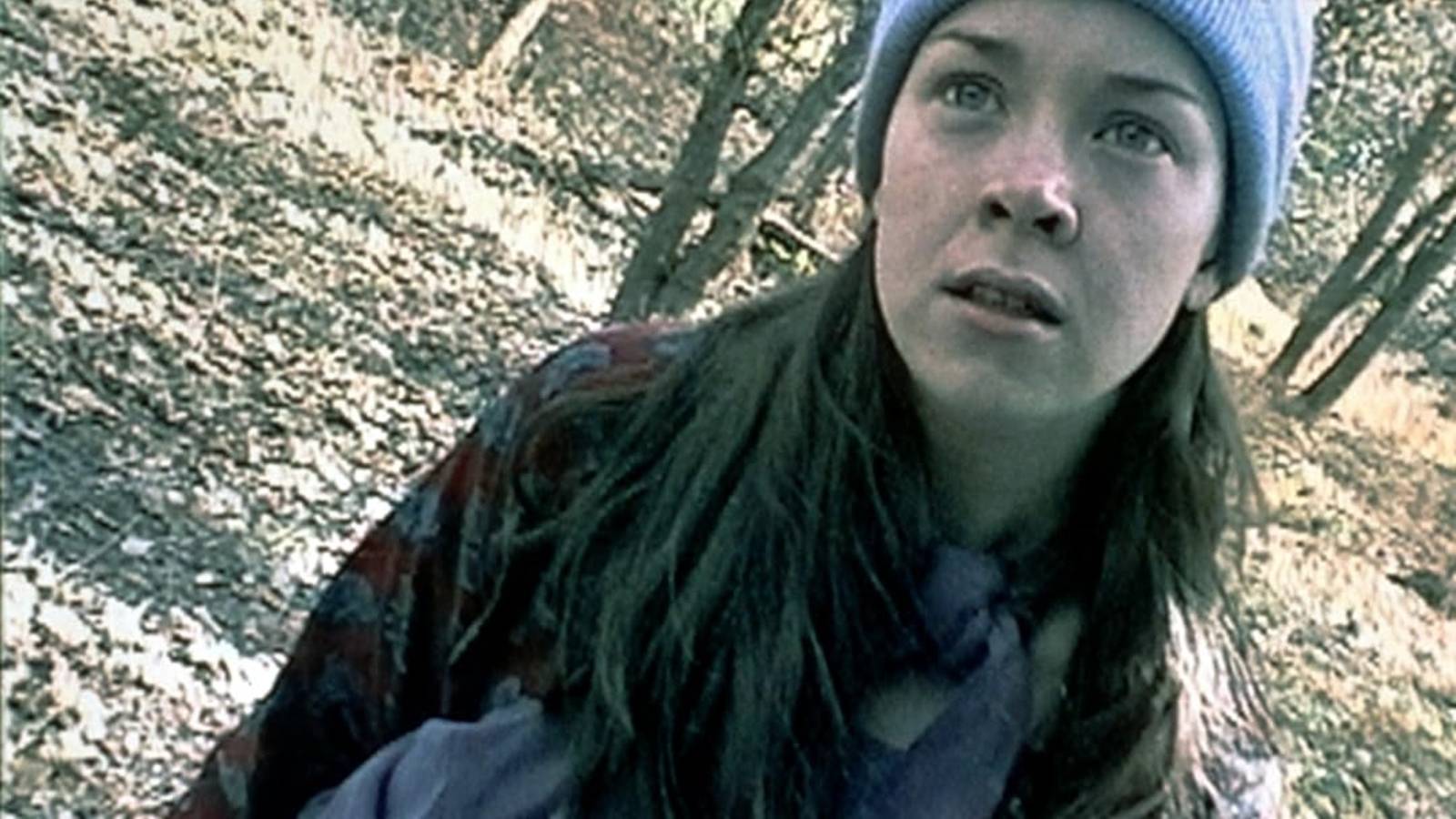 A estrela de 'Bruxa de Blair' que deixou Hollywood quebra o silêncio sobre o remake
