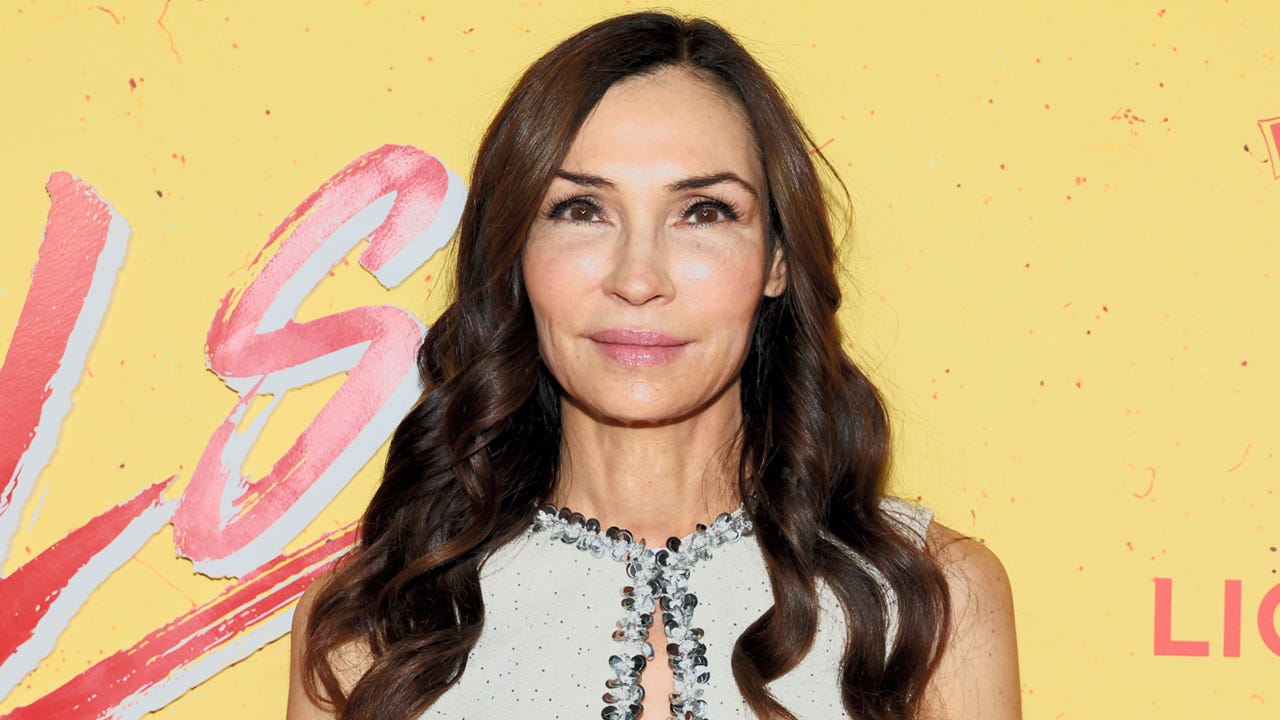 A estrela dos X-Men, Famke Janssen, diz que a Marvel cometeu um erro ao não incluir Jean Grey em Vingadores: Dia do Juízo Final