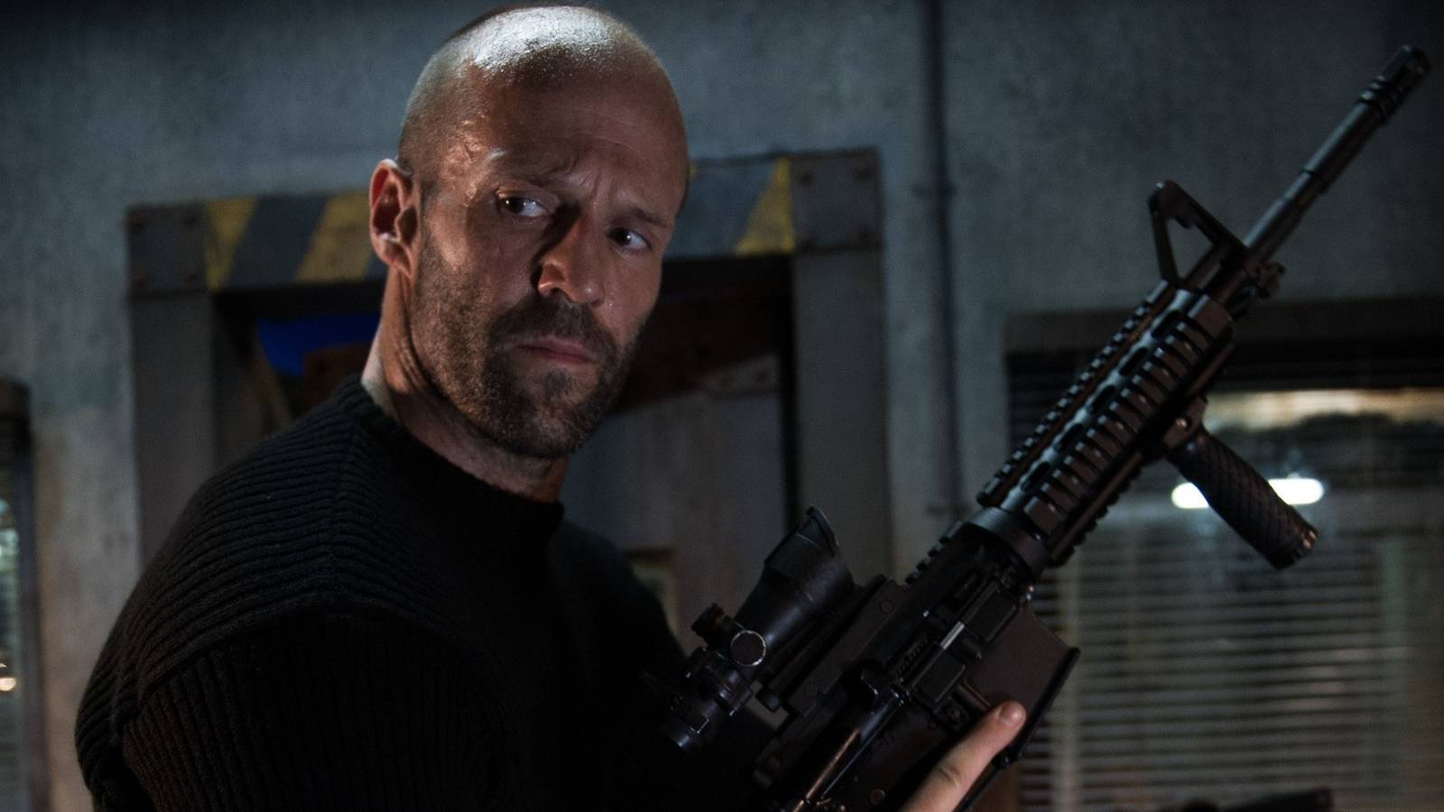 A nova comédia de ação de Jason Statham dirigida por John Wick define oficialmente uma data de lançamento