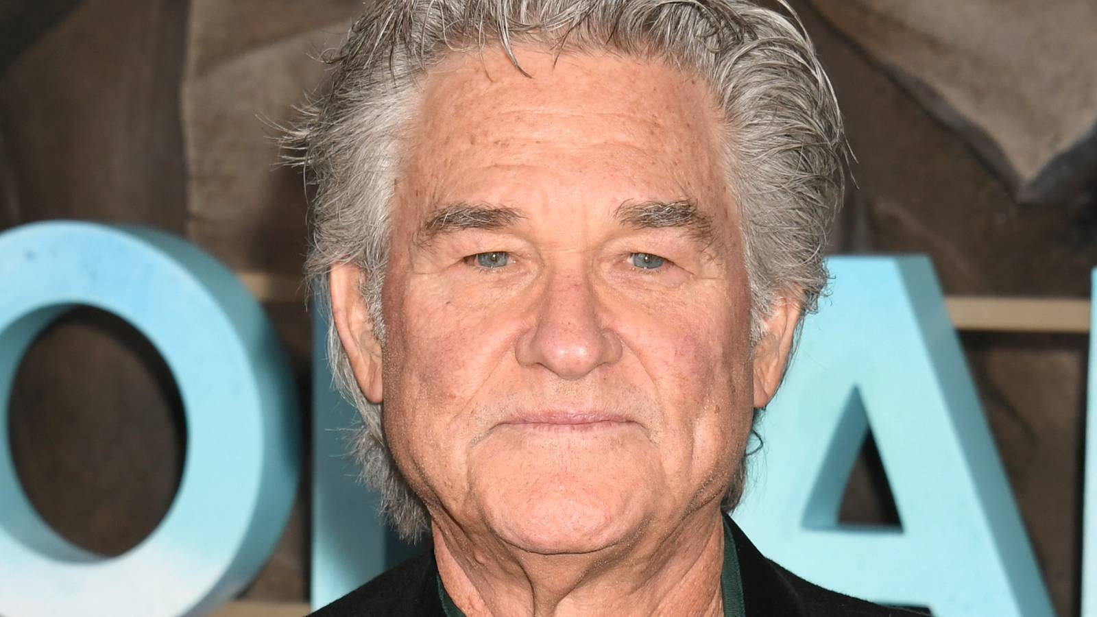 A série de ficção científica de sucesso de Kurt Russell finalmente terá uma sequência oficial após 30 anos