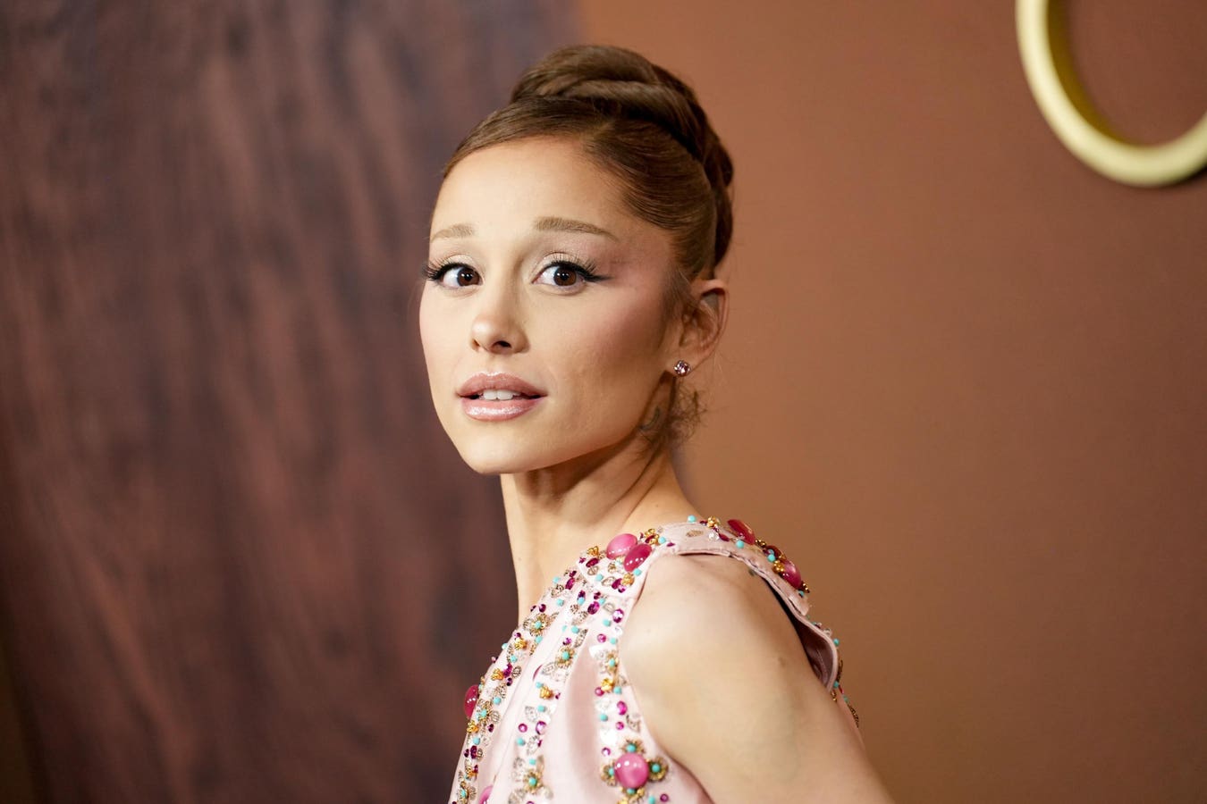 Ariana Grande supera recorde mundial de Olivia Rodrigo