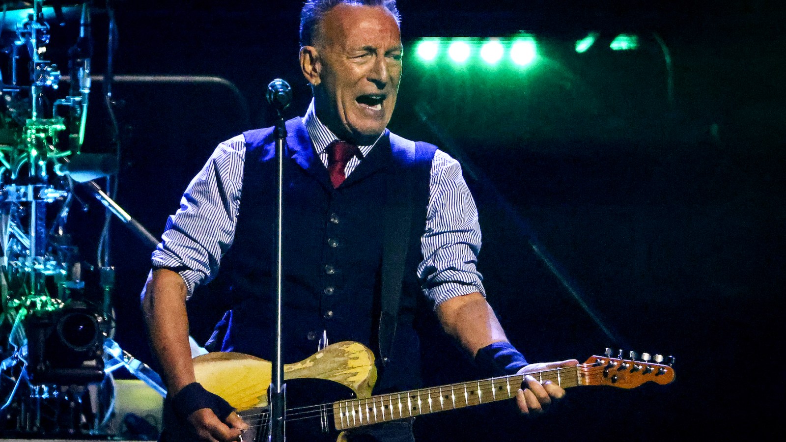 Assista Bruce Springsteen tocar com Jon Bon Jovi no 'Music America'