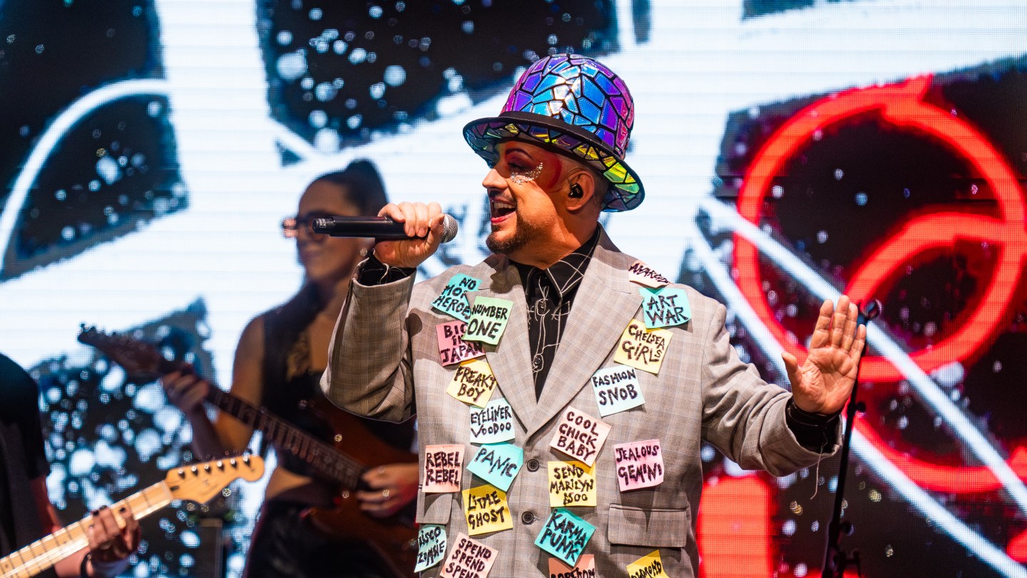 Boy George quer usar inteligência artificial para restaurar seu “camaleão do carma”