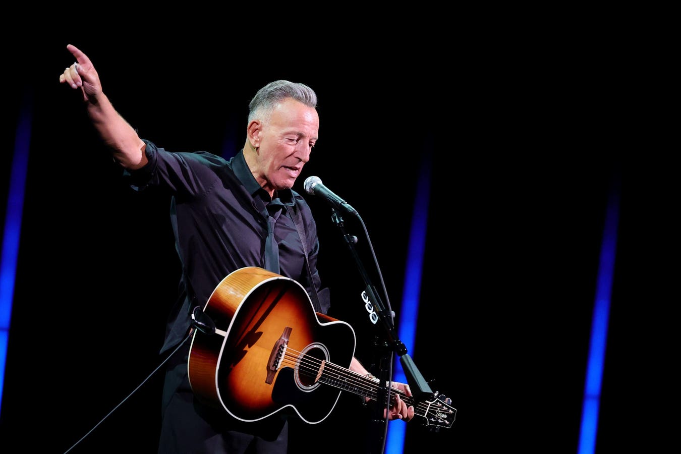 Bruce Springsteen marca novos álbuns no top 10 em diversas paradas