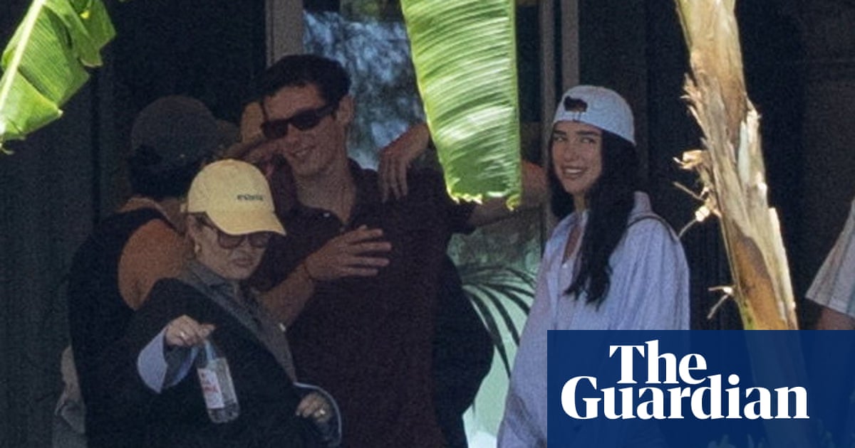 Casamento de Dua Lipa e Callum Turner Palermo jura: 'Eu entenderia se fosse pelo Papa' | Dua Lipa