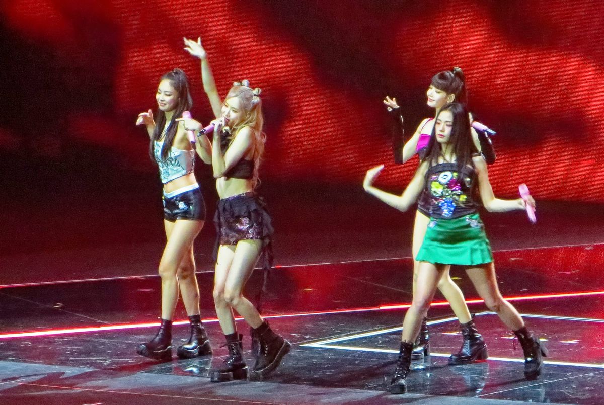 Fãs de K-Pop negam deepfakes assustadores de ídolos