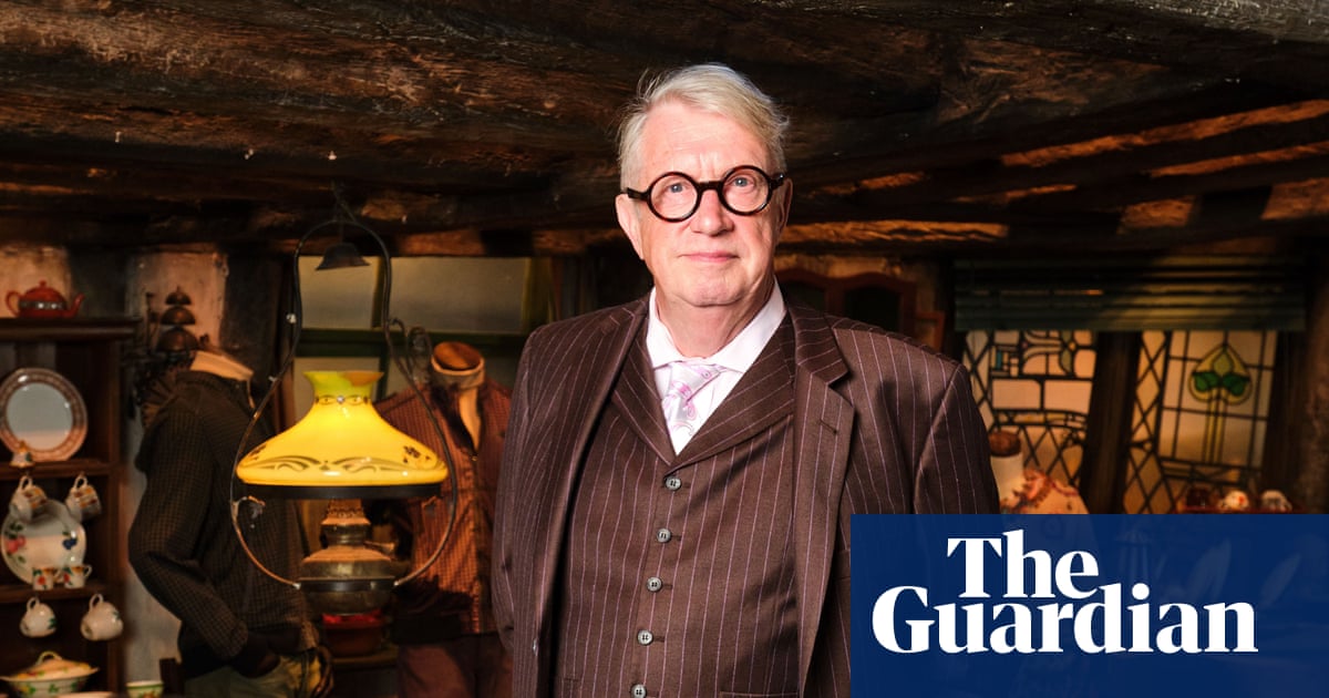 Mark Williams: “Folheei revistas de tratores com Robbie Coltrane durante as filmagens de Harry Potter” | Harry Potter