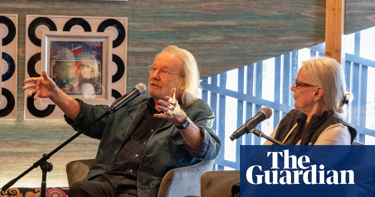 Membros originais do Abba comemoram expansão do programa educacional em Londres | Aba