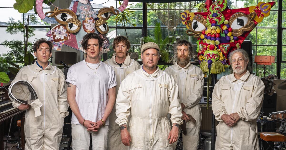 Modest Mouse lida com a morte e dá vida ao novo álbum 'It's Actually Ours'
