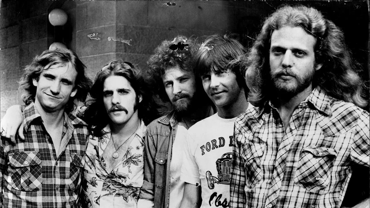 O clássico do rock de 1974, 'Incoherent', produzido enquanto a banda estava bêbada, pode nunca mais ser tocado.