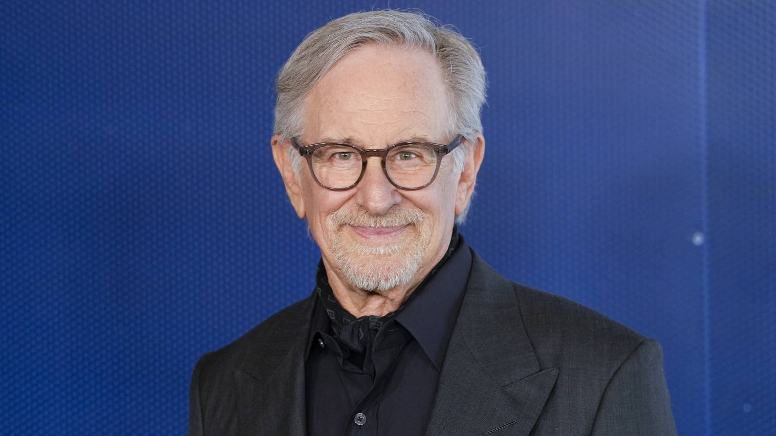 O thriller de ficção científica de US$ 600 milhões de Steven Spielberg domina a HBO Max