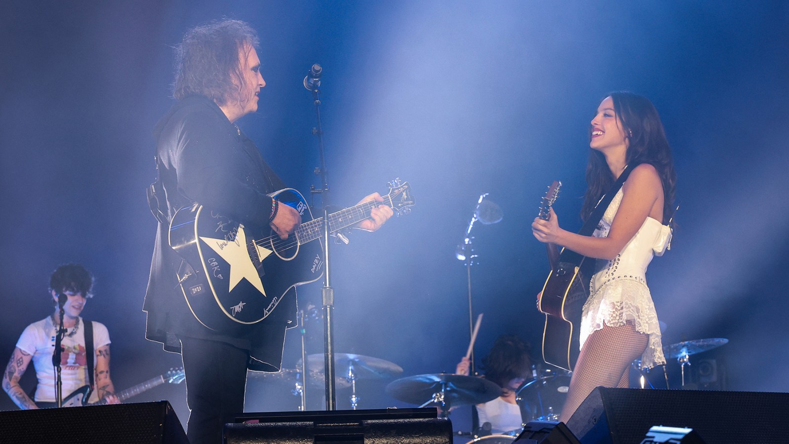 Por que amamos What's Wrong with Me, de Olivia Rodrigo e Robert Smith?
