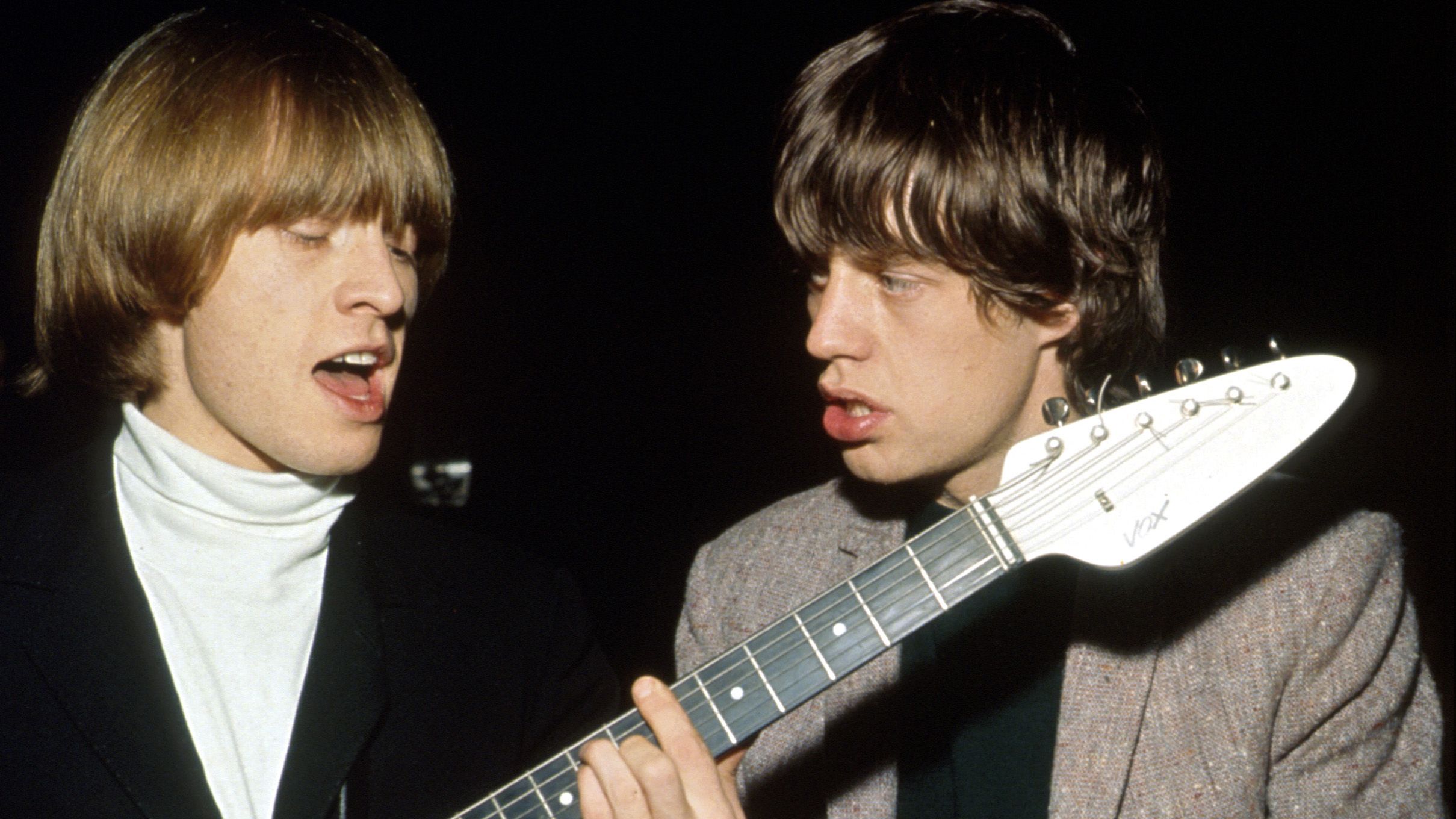 "Que música estranha. Sequências de acordes estranhas, tudo estranho. Não me lembro do que estava acontecendo na minha cabeça. Para esta ser sua música mais transmitida... meio estranho, você não acha?": Mick Jagger em The Rolling Stones 'Undying Classic