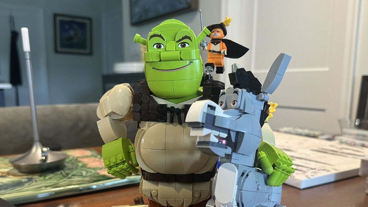 Revisão de LEGO Shrek, Burro e Gato de Botas