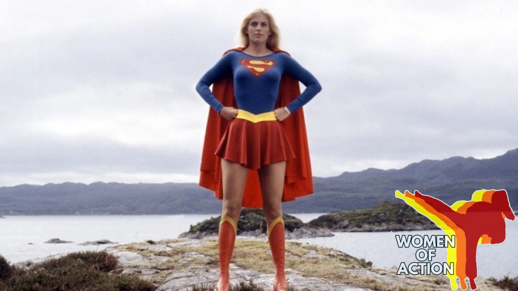Supergirl é a primeira super-heroína feminina em uma comédia adolescente
