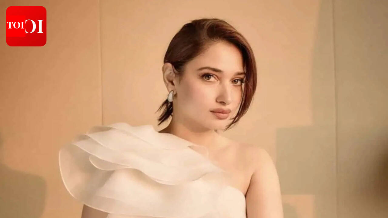 Tamannaah Bhatia fala sobre o 'olhar' patriarcal no Sul em meio à aula de 'Peddi' de Janhvi Kapoor, revela por que ela não chama seus números de dança de 'músicas de itens': 'Não é muito grátis' |