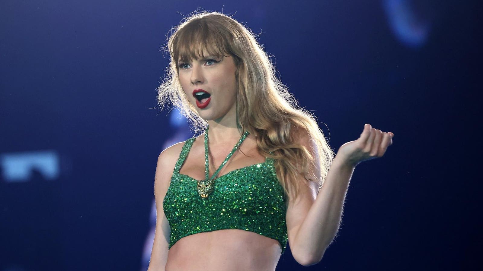 Taylor Swift se tornou a primeira artista feminina a entrar nas paradas