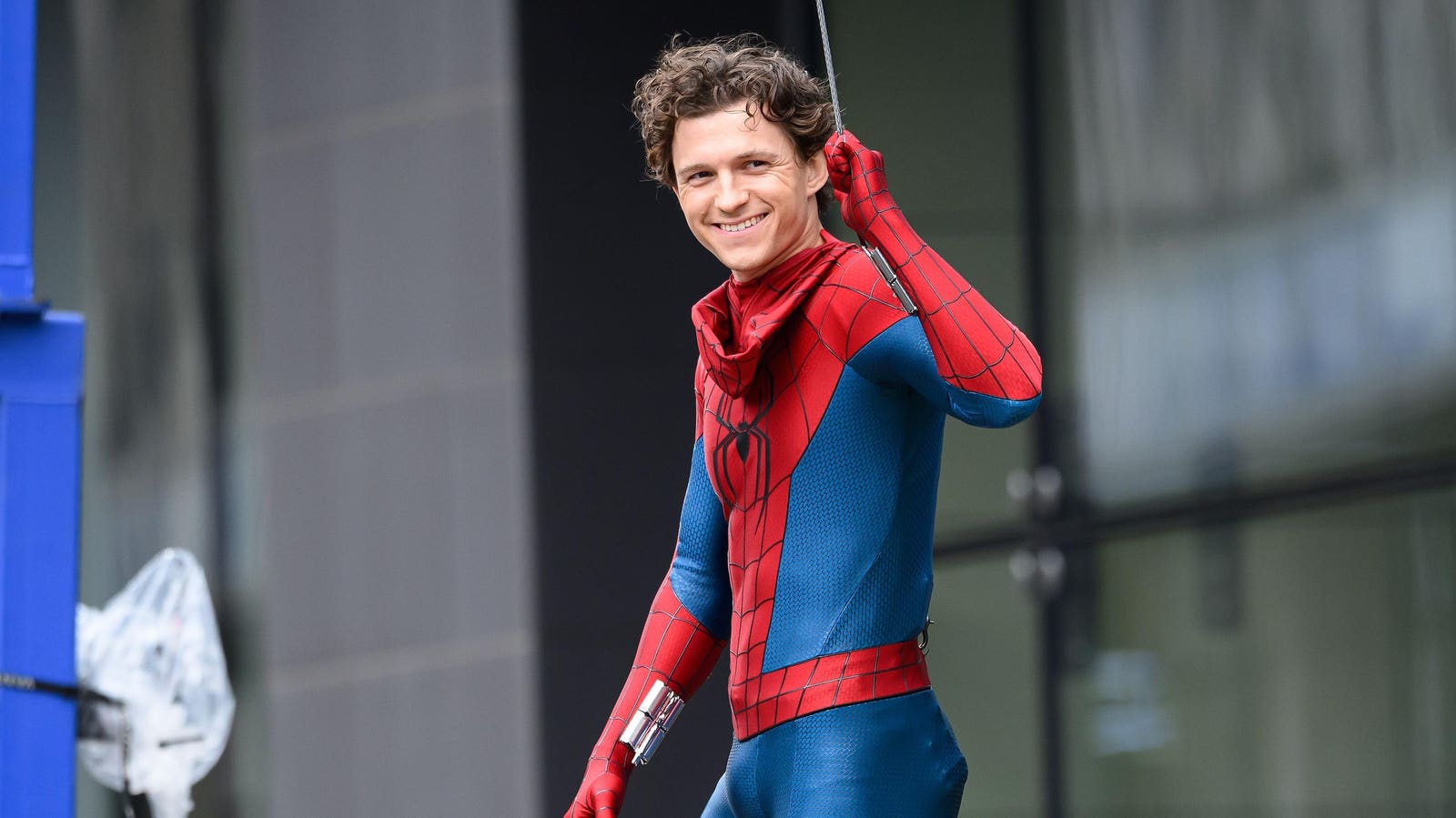 Tom Holland está apoiando um novo ator mais jovem para o Homem-Aranha no MCU