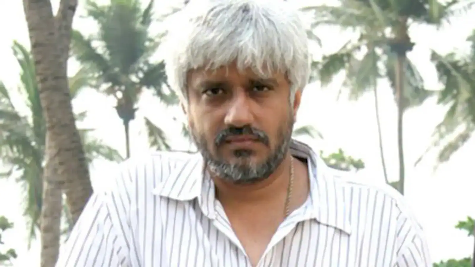 Vikram Bhatt lembra de ter passado 70 dias na prisão: ‘Quase morri lá’