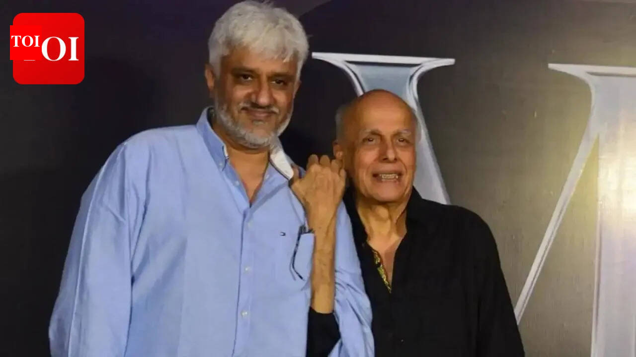 Vikram Bhatt quebra o silêncio sobre Mahesh Bhatt não o ter defendido durante a pena de prisão em um caso de fraude de Rs 30 milhões: ‘Talvez ele estivesse me ajudando’ |
